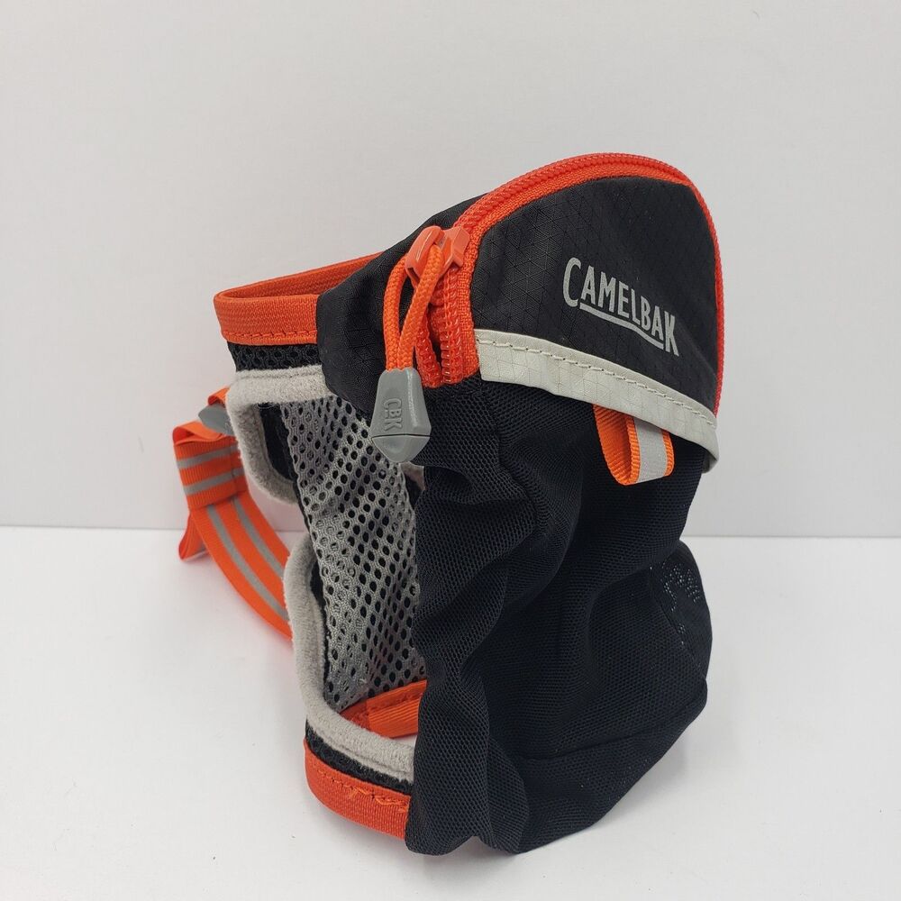 Camelbak Quick Grip Chill Handheld 21oz Bottle Sleeve Running Hydration Reflect